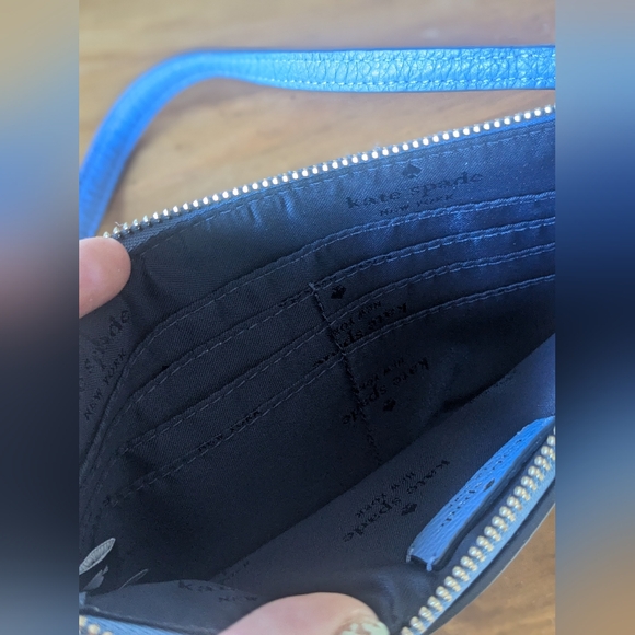 Kate Spade Leila Convertible Wristlet- Periwinkle Blue - Picture 4 of 7